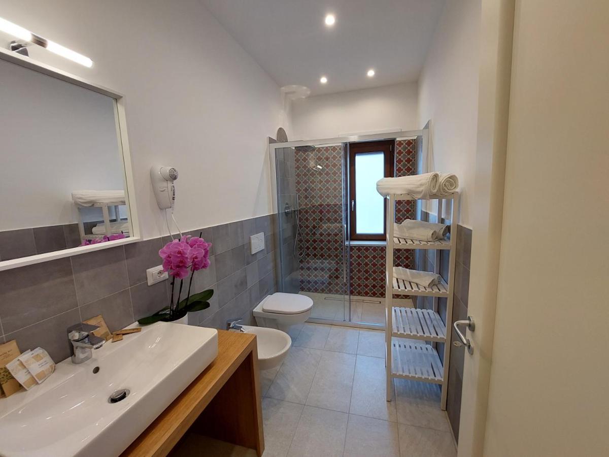 Mistral Luxury Suites Sorrento Exterior foto