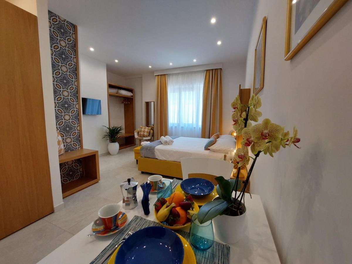 Mistral Luxury Suites Sorrento Exterior foto