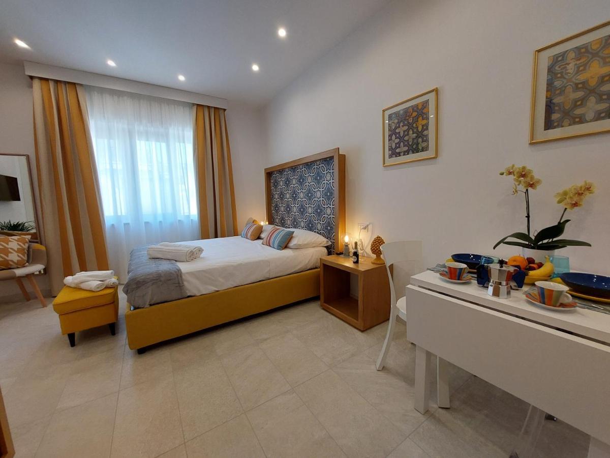 Mistral Luxury Suites Sorrento Exterior foto
